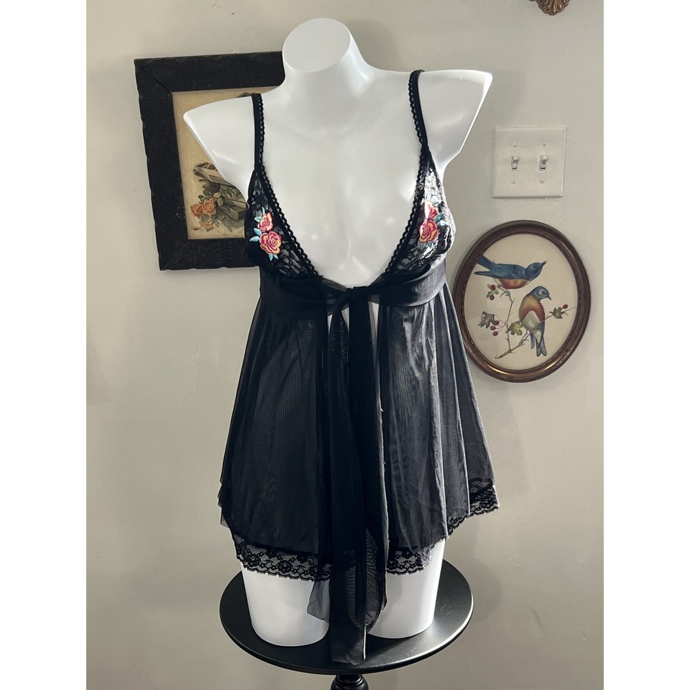 Victoria's Secret Black Mesh Babydoll Chemise Floral Embroidery Size S